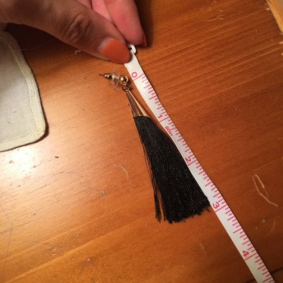 3/$30🖤 New! Black & Gold Tassel Drop Earrings - Picture 7 of 7